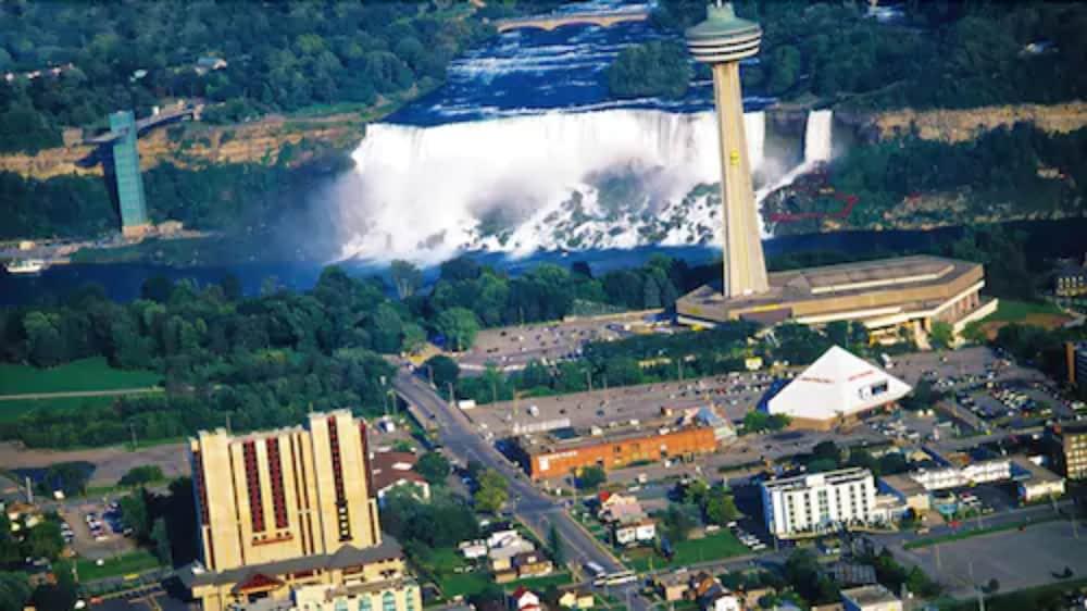 Doubletree Fallsview Resort & Spa By Hilton - Niagara-vízesés Kültér fotó
