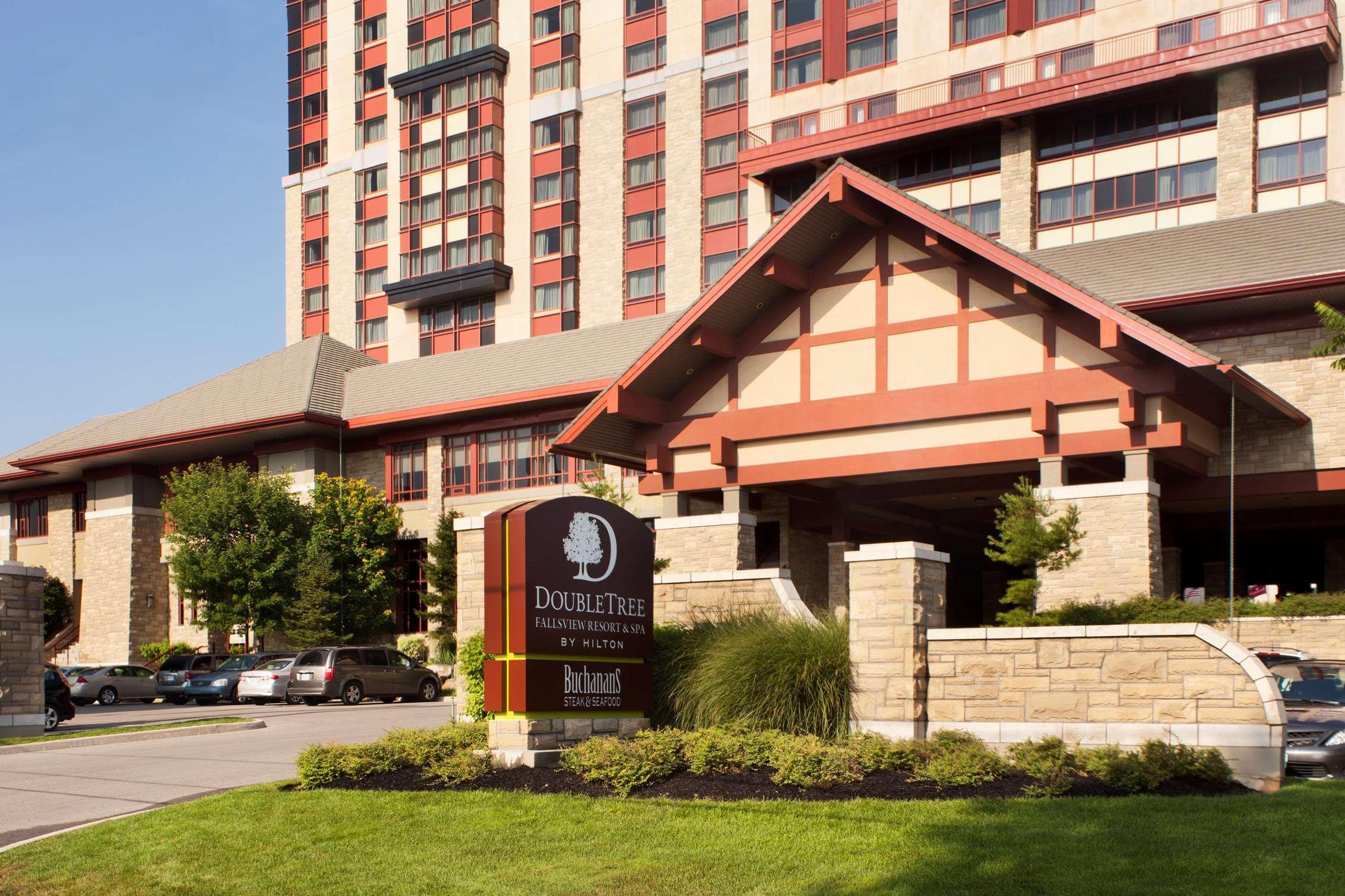 Doubletree Fallsview Resort & Spa By Hilton - Niagara-vízesés Kültér fotó
