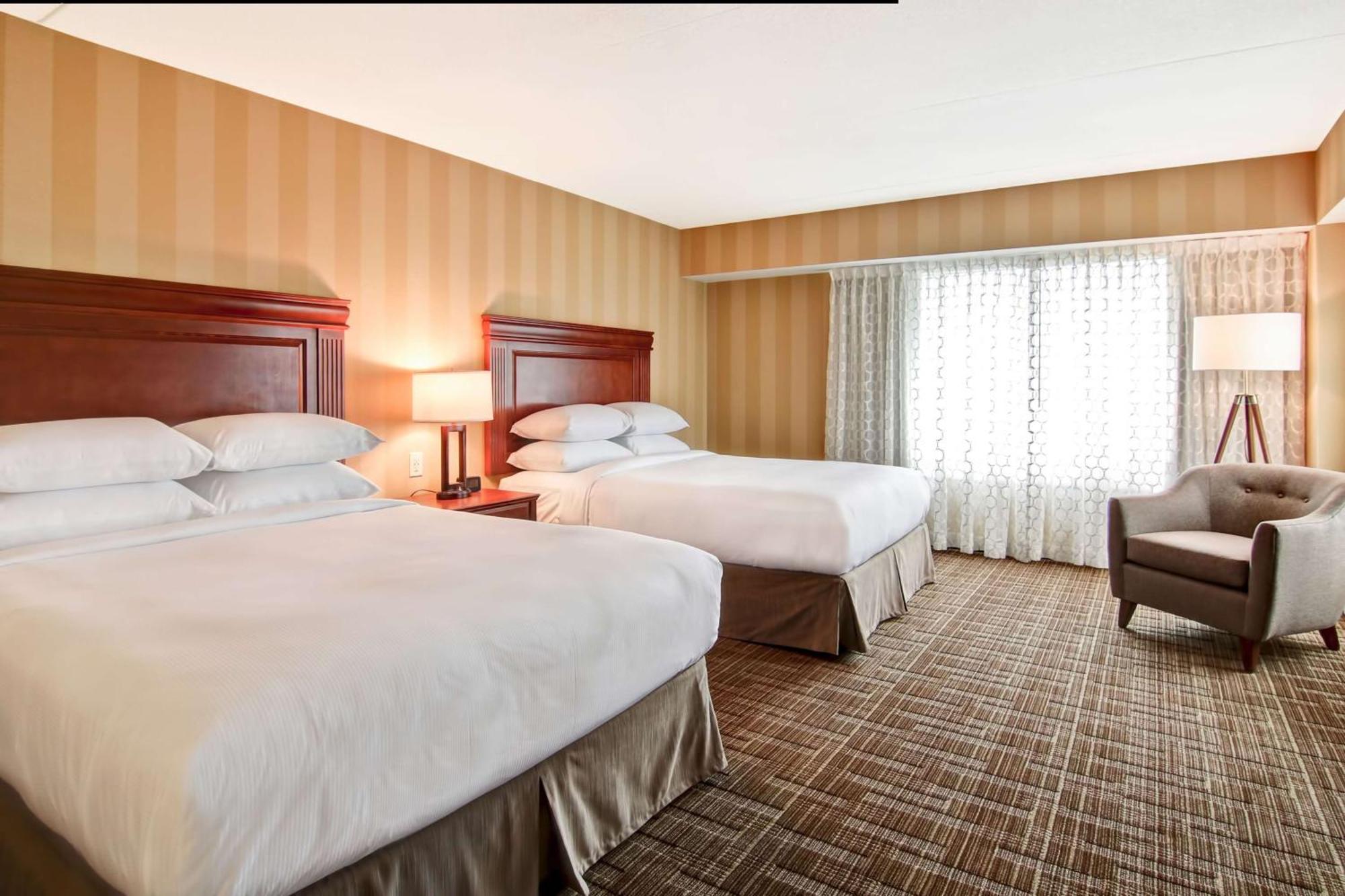Doubletree Fallsview Resort & Spa By Hilton - Niagara-vízesés Kültér fotó